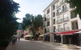 Petrovac Bay Monte